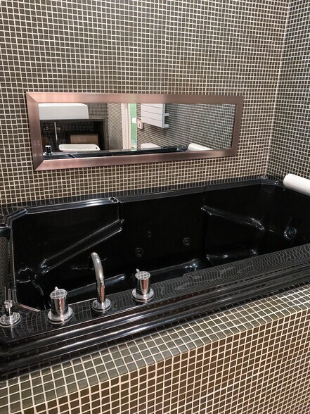 More Photos Of 180 S 4th St, Brooklyn Multifamily For Sale