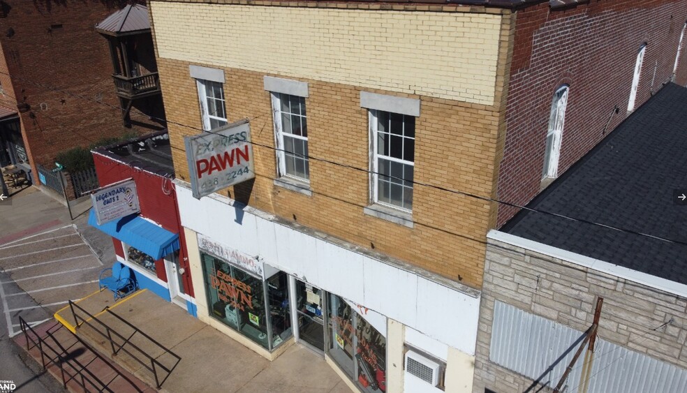 Primary Photo Of 208 E High St, Potosi Storefront Retail Residential For Sale