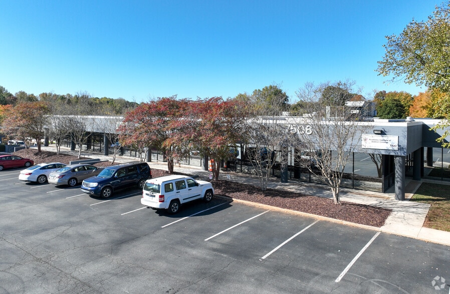 More Photos Of 7500 E Independence Blvd, Charlotte Unknown For Lease