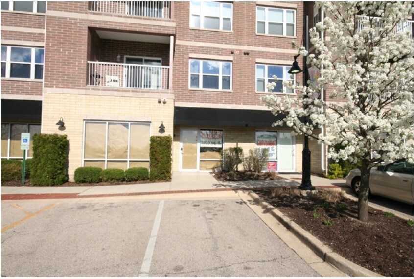 More Photos Of 15-85 N Woodbury St, South Elgin Apartments For Lease