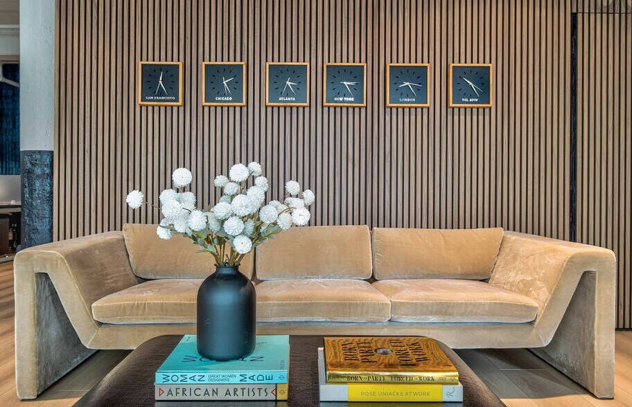 More Photos Of 727 S Dearborn St, Chicago Apartments For Sale