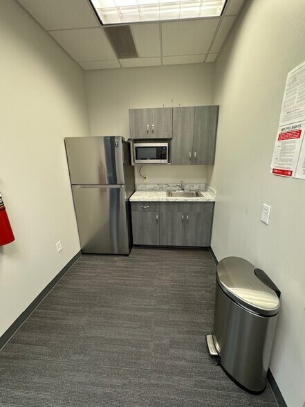 More Photos Of 1441 W Ute Blvd, Park City Office For Lease