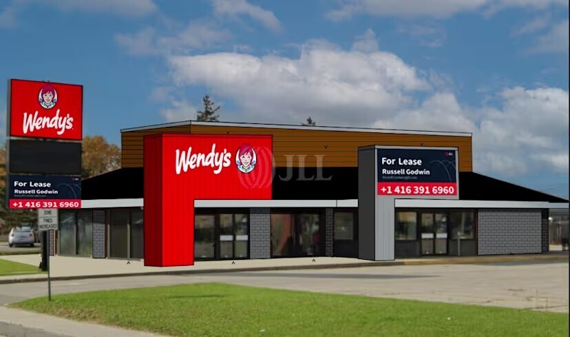 Primary Photo Of 862 King's Hwy, Fort Frances General Retail For Lease