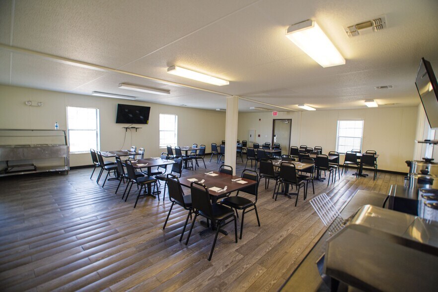 More Photos Of 6772 E Goldenrod Dr, Gardendale Manufactured Housing Mobile Home Park For Sale