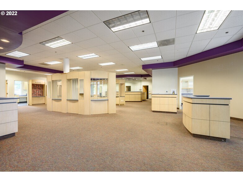 More Photos Of 375 SE Norton Ln, Mcminnville Medical For Lease