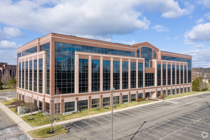 More Photos Of 100 Kimball Dr, Parsippany Office For Lease