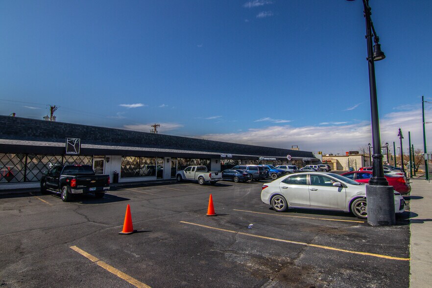 More Photos Of 2701-2727 N Stanton St, El Paso Storefront For Sale
