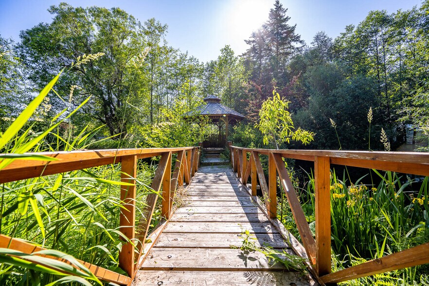 More Photos Of 1885 Central Rd, Hornby Island Land For Sale