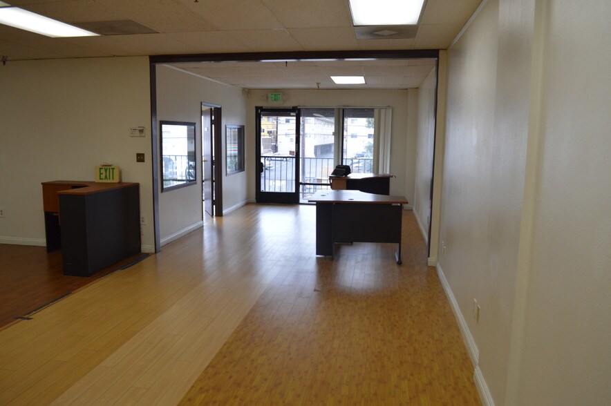 More Photos Of 1455 Monterey Pass Rd, Monterey Park Office Residential For Lease