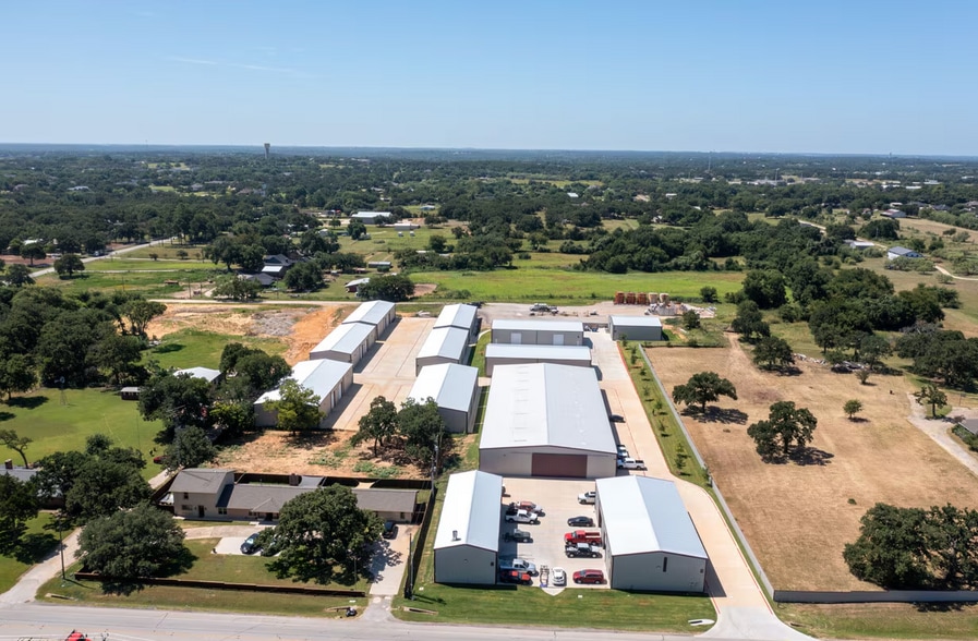 More Photos Of 00 Rendon Bloodworth rd, Fort Worth Manufacturing For Lease