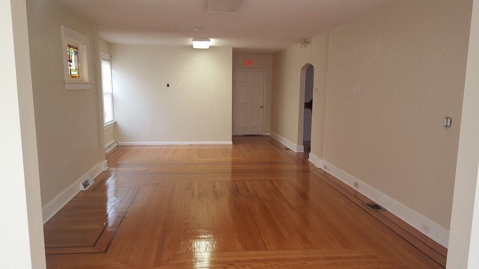 More Photos Of 460 Haledon Ave, Haledon Office Residential For Sale