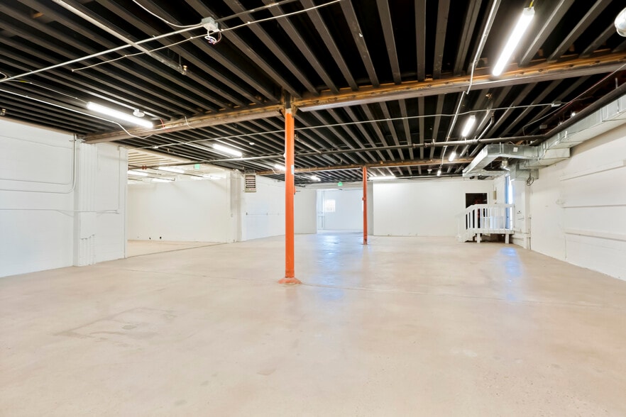 More Photos Of 2061-2095 W Hampden Ave, Englewood Industrial For Lease