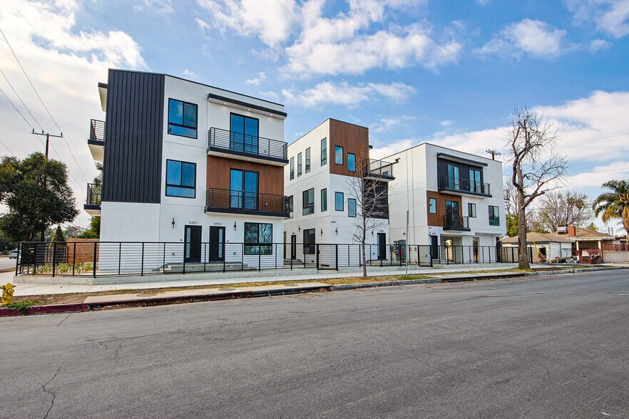 Primary Photo Of 6401 Odessa Ave, Lake Balboa Multifamily For Sale