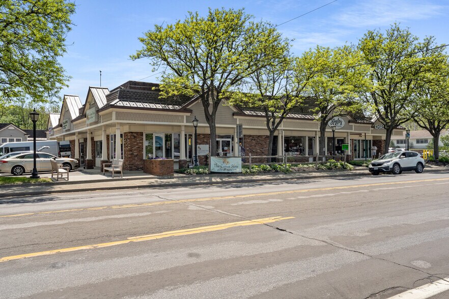 Primary Photo Of 1600 Main St, Pleasant Valley Storefront For Lease