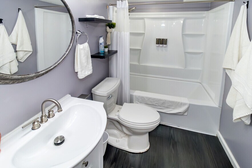 More Photos Of 903 Edgar St, Evansville Multifamily For Sale