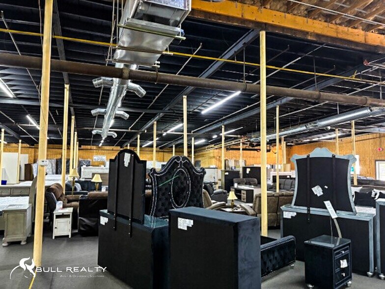 More Photos Of 406 Fourth Ave, Dalton Manufacturing For Lease