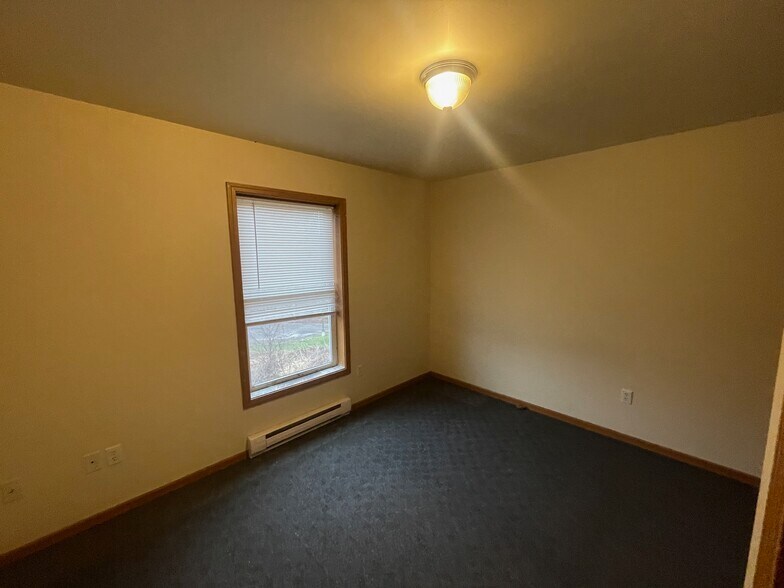 More Photos Of 321 Grove City Rd, Slippery Rock Apartments For Sale