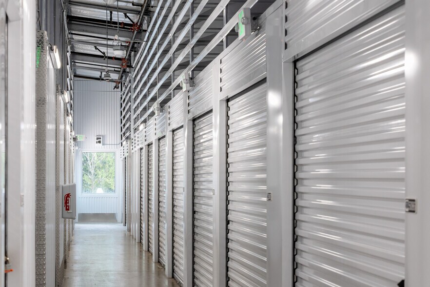 More Photos Of 260 N Lees Creek Rd, Port Angeles Self Storage For Sale