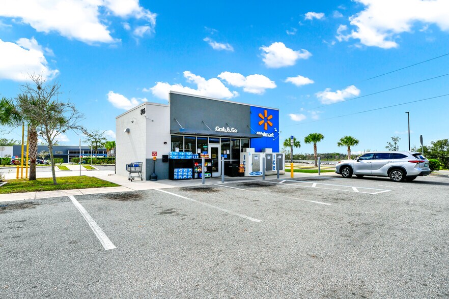 More Photos Of 820 Balmy Beach Dr, Apopka General Retail For Sale