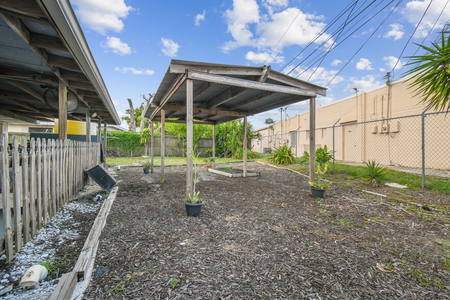 More Photos Of 5146 Marine Pky, New Port Richey Storefront Retail Office For Sale