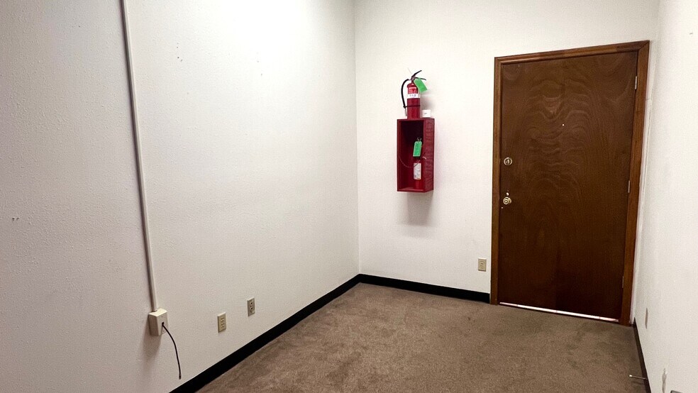 More Photos Of 2210 E Central Texas Expy, Killeen Office Residential For Lease