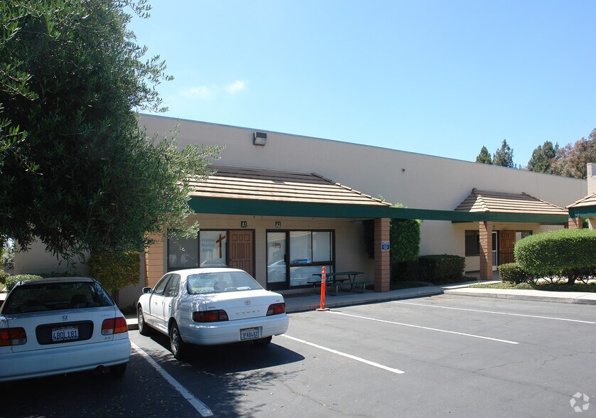 More Photos Of 2065 Sperry Ave, Ventura Unknown For Lease