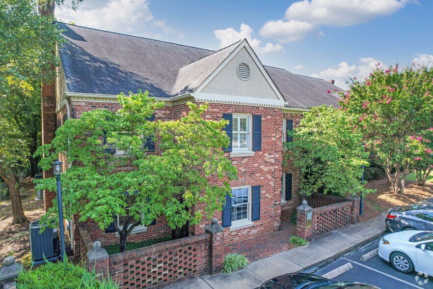 More Photos Of 216 N Mcdowell St, Charlotte Office For Sale
