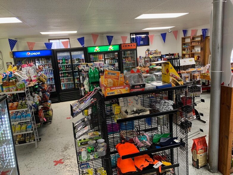 More Photos Of 8036 N Clare Ave, Harrison Convenience Store For Sale