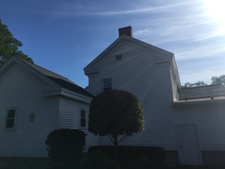 More Photos Of 1585 Rt-146, Rexford Office For Sale