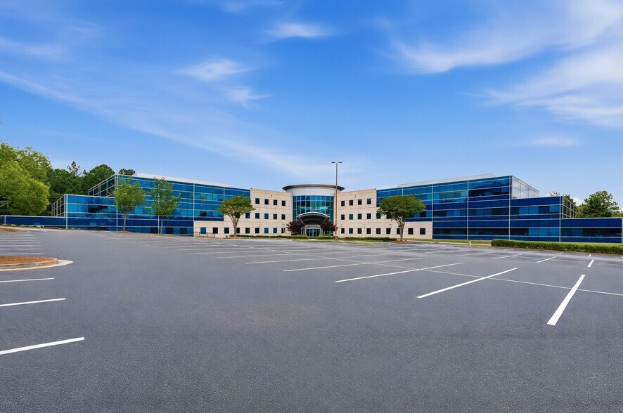 More Photos Of 771 Old Norcross Rd, Lawrenceville Medical For Lease