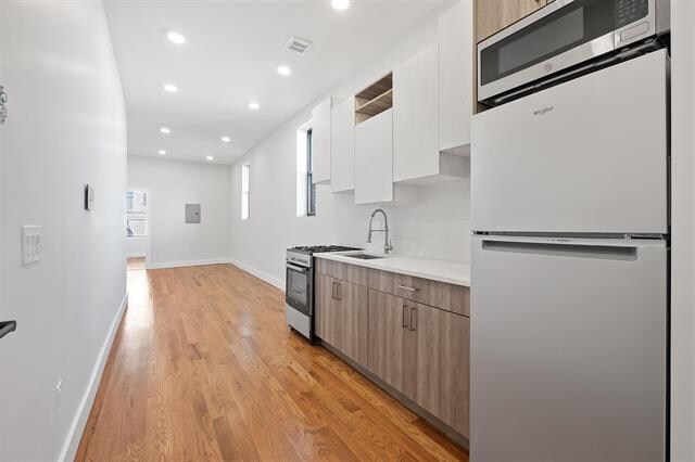 More Photos Of 282 Baldwin Ave, Jersey City Apartments For Sale