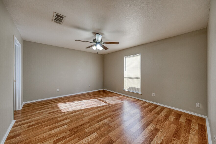 More Photos Of 761 Olive Branch Rd, Brock Apartments For Sale