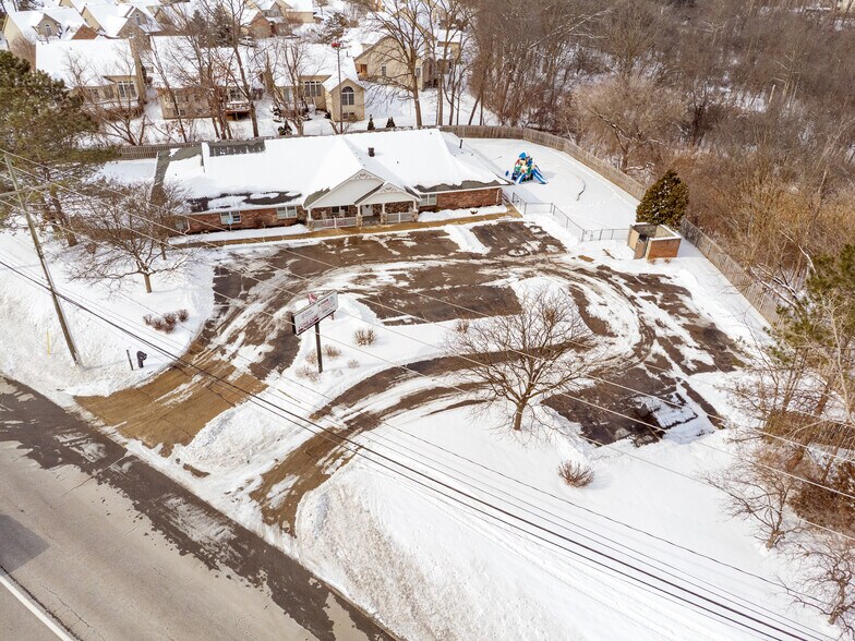 More Photos Of 5758 Cooley Lake Rd, Waterford Daycare Center For Sale