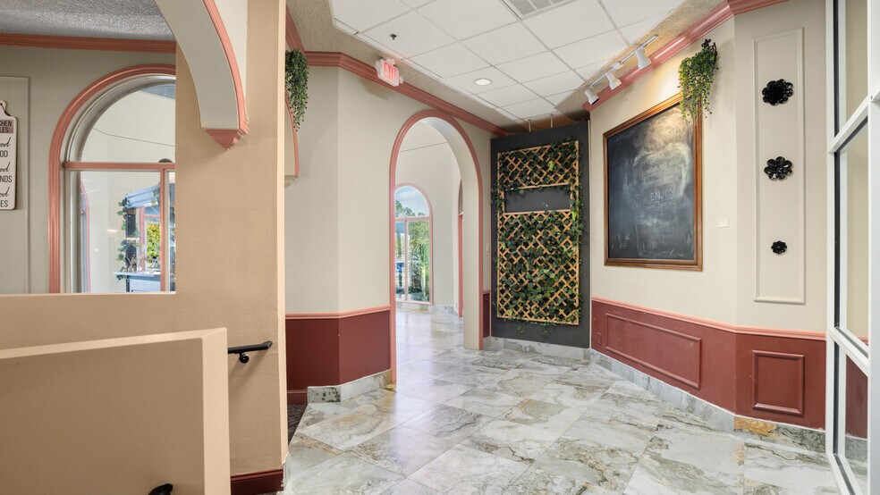 More Photos Of 1140 W Granada Blvd, Ormond Beach General Retail For Sale