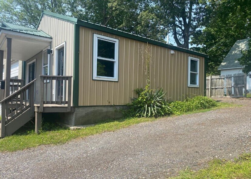 More Photos Of 2970 Saint Leonard Rd, Port Republic Freestanding For Lease