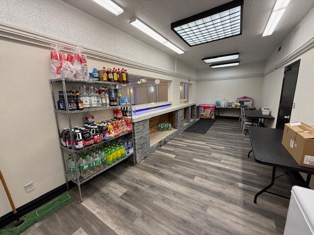 More Photos Of 2007 Yosemite Blvd, Modesto Office For Lease