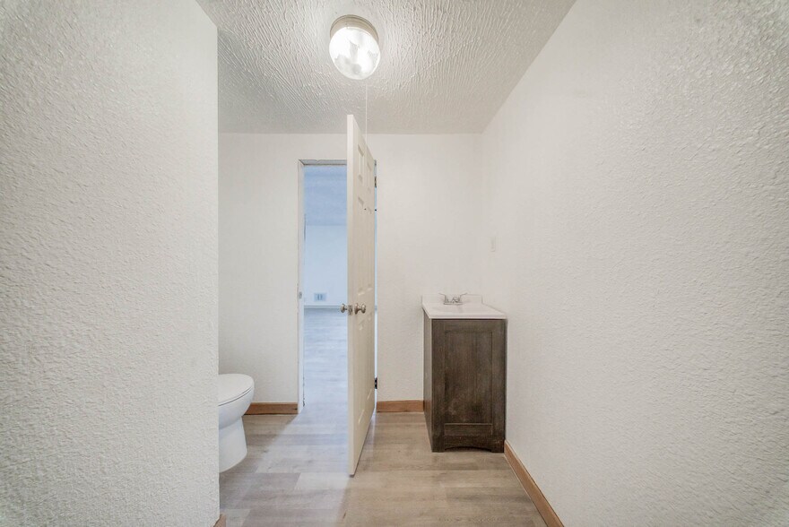 More Photos Of 17475 S US Highway 63, Rolla General Retail For Sale