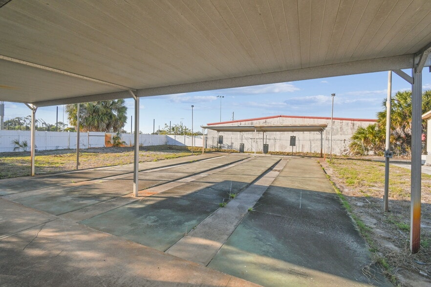 More Photos Of 6333 Langston Ave, New Port Richey Assisted Living For Sale