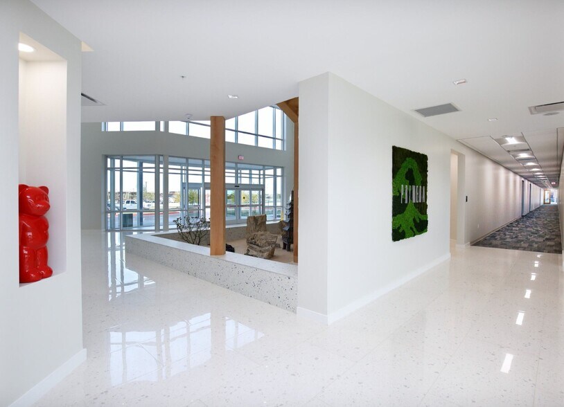 More Photos Of 8560 Belleview Dr, Plano Unknown For Lease