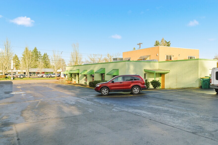 More Photos Of 2318 Pacific Ave, Forest Grove Office For Sale