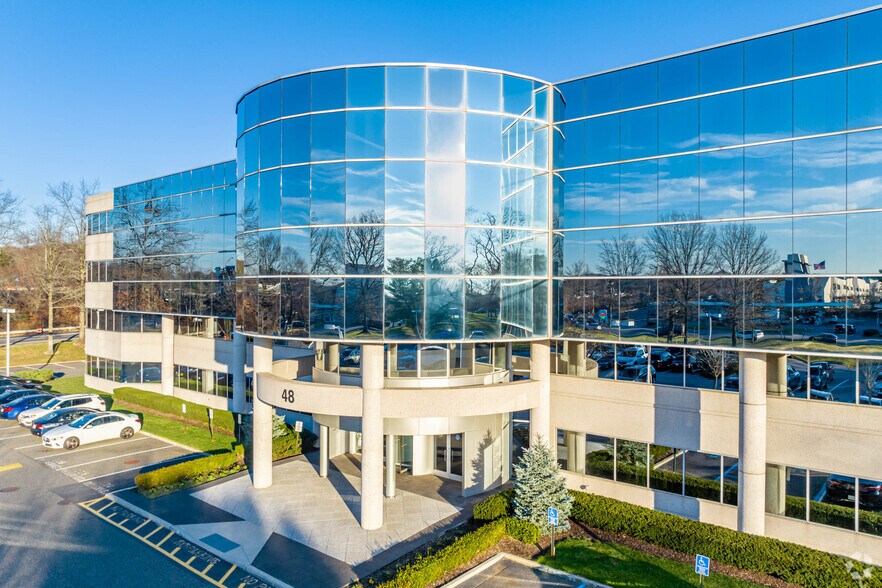 More Photos Of 48 S Service Rd, Melville Office For Lease