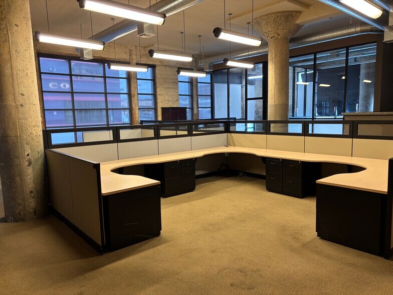 More Photos Of 437 SE Martin Luther King Jr Blvd, Portland Light Manufacturing For Lease