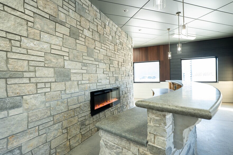 More Photos Of N5550 County Road Z, Onalaska Flex For Sale