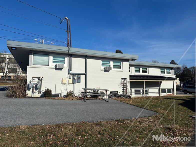 More Photos Of 3301 Schoolhouse Ln, Harrisburg Medical For Lease