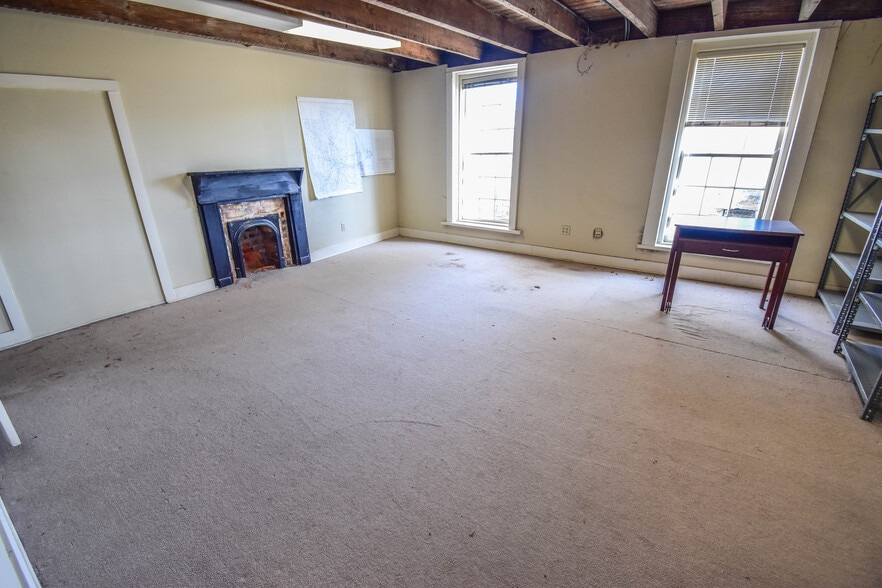 More Photos Of 2606 8th St, Tuscaloosa Office Residential For Sale