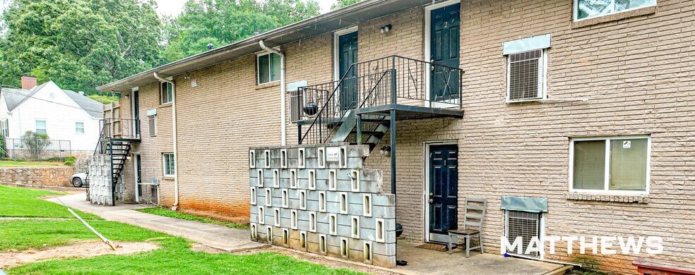 More Photos Of 3300 College St, Atlanta Apartments For Sale