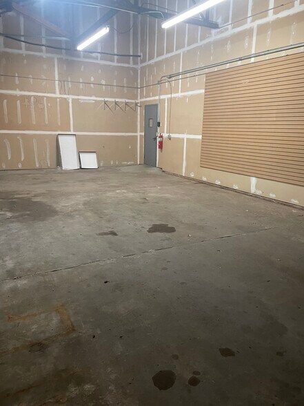 More Photos Of 1603 Main St, Winfield General Retail For Sale