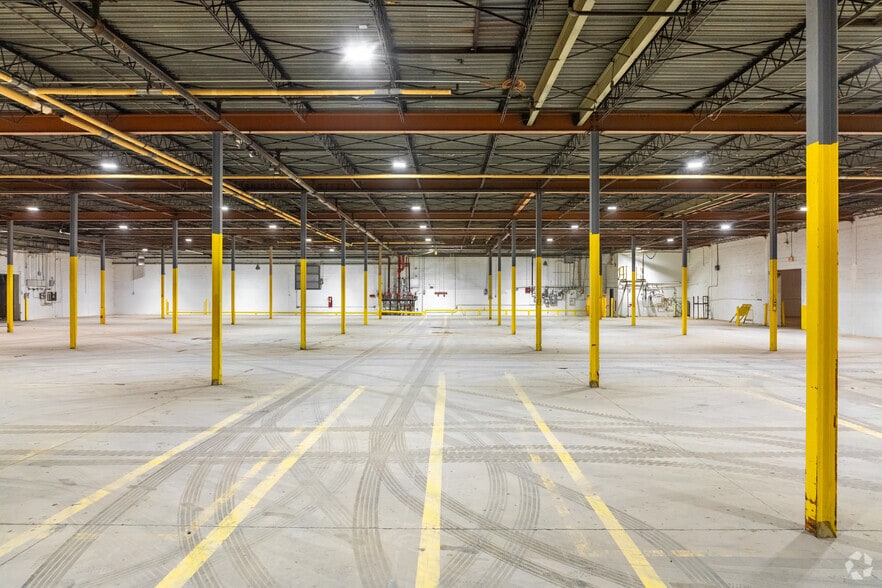 More Photos Of 3203 Avenue B, Lubbock Food Processing For Lease