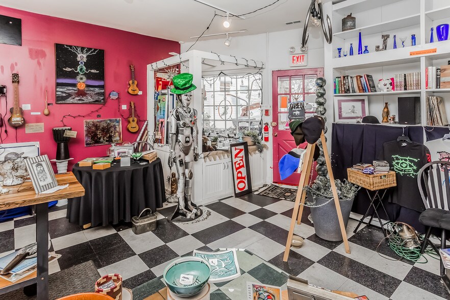 More Photos Of 29 Race St, Frenchtown Storefront Retail Office For Sale
