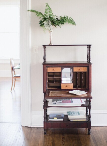 More Photos Of 1031 N Congress St, Jackson Office For Sale